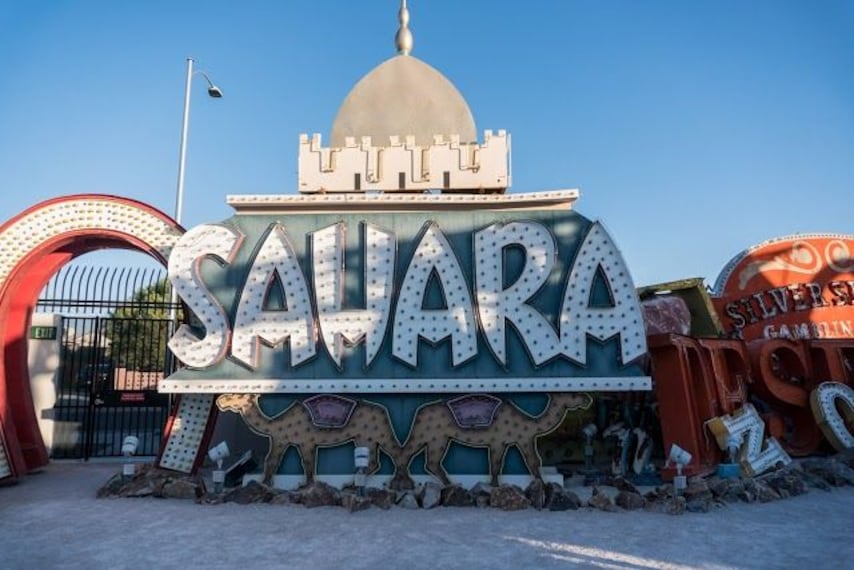 Neon Museum-1
